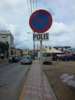 Police = Polis