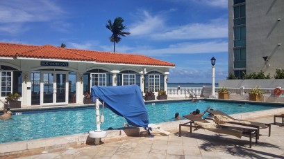 Miami hotel pool